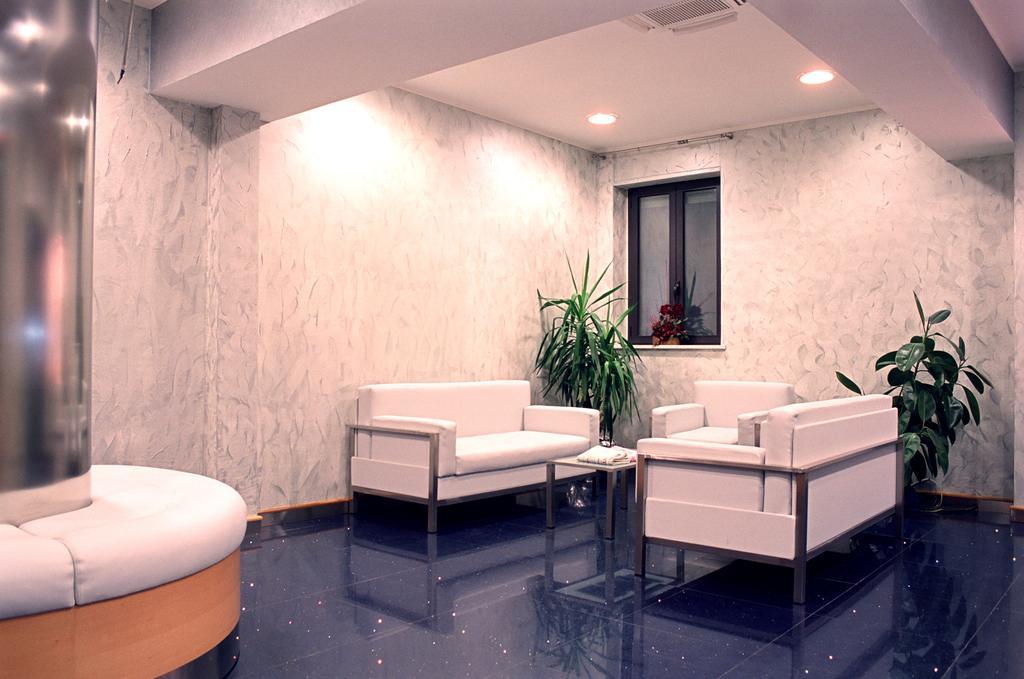 Hotel Italia Carmagnola Εξωτερικό φωτογραφία